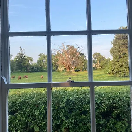 The Nurseries بيت للعطل